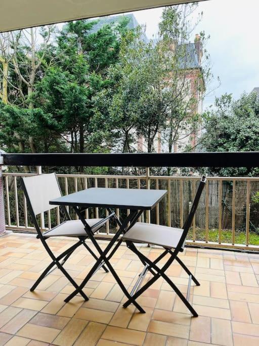 Apartament Les Cormorans - Studio Refait A Neuf A 2 Pas De La Mer Cabourg Zewnętrze zdjęcie